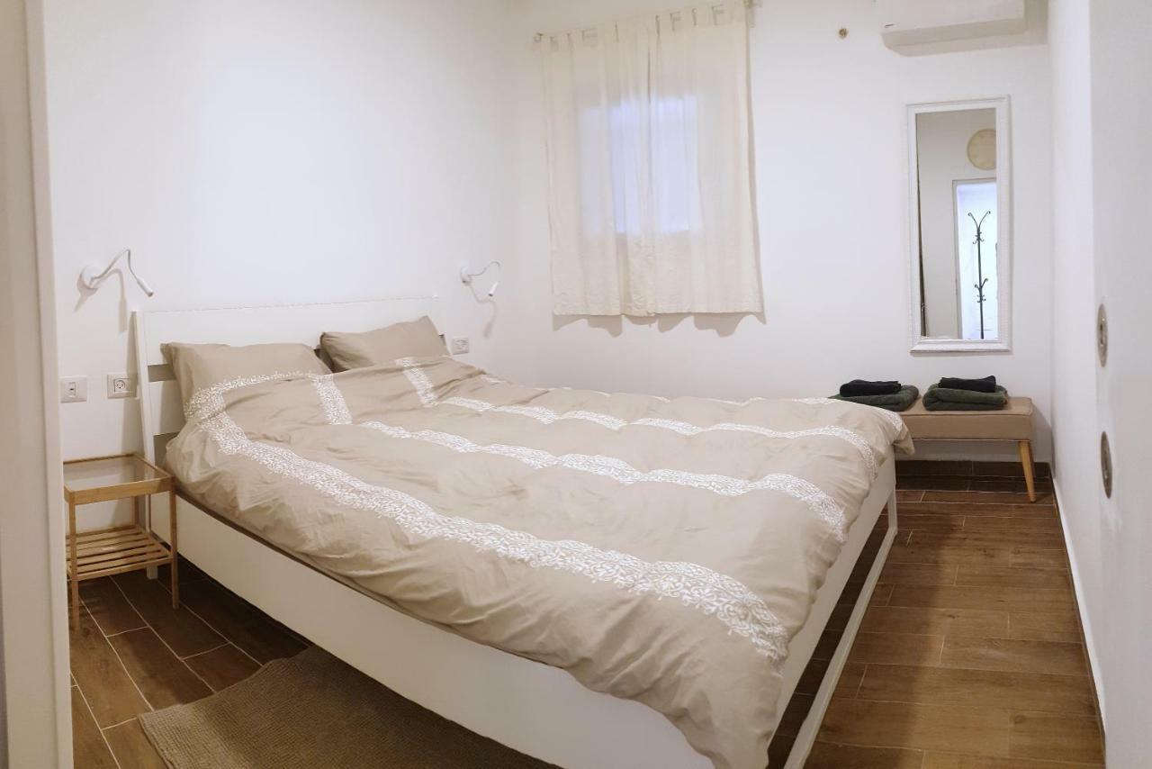 Modern Home In The Heart Of Nachlaot 耶路撒冷 外观 照片