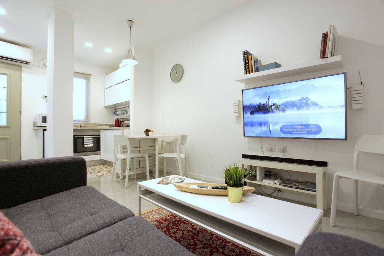 Modern Home In The Heart Of Nachlaot 耶路撒冷 外观 照片