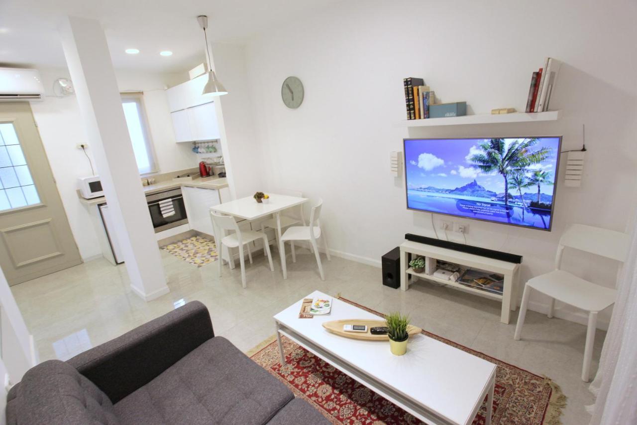 Modern Home In The Heart Of Nachlaot 耶路撒冷 外观 照片